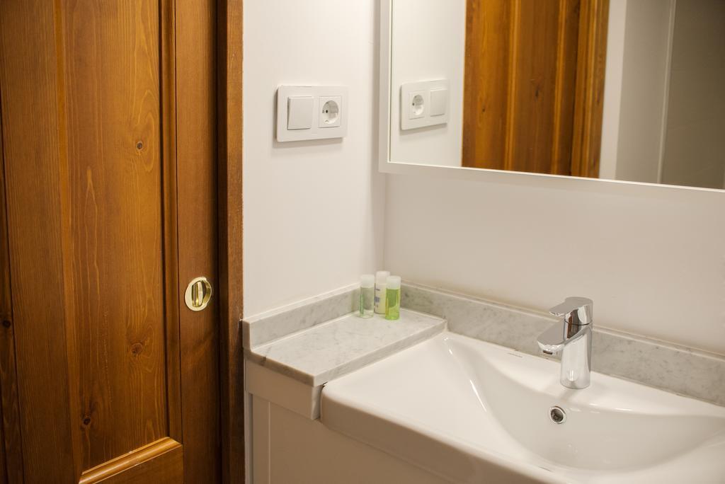 Ad Hoc Carmen Hotel Valencia Luaran gambar